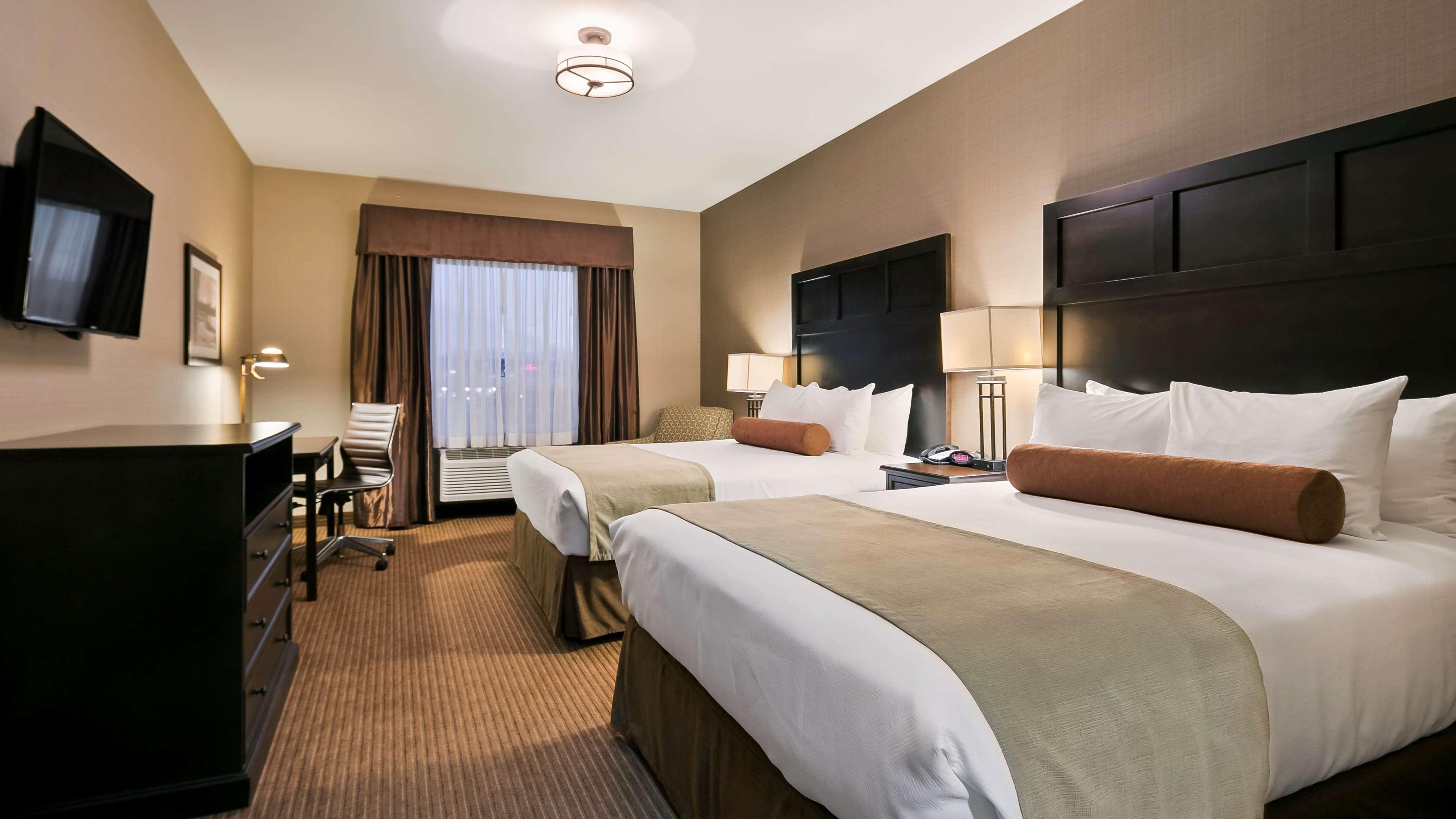 Best Western Plus Okotoks Inn & Suites Exteriér fotografie