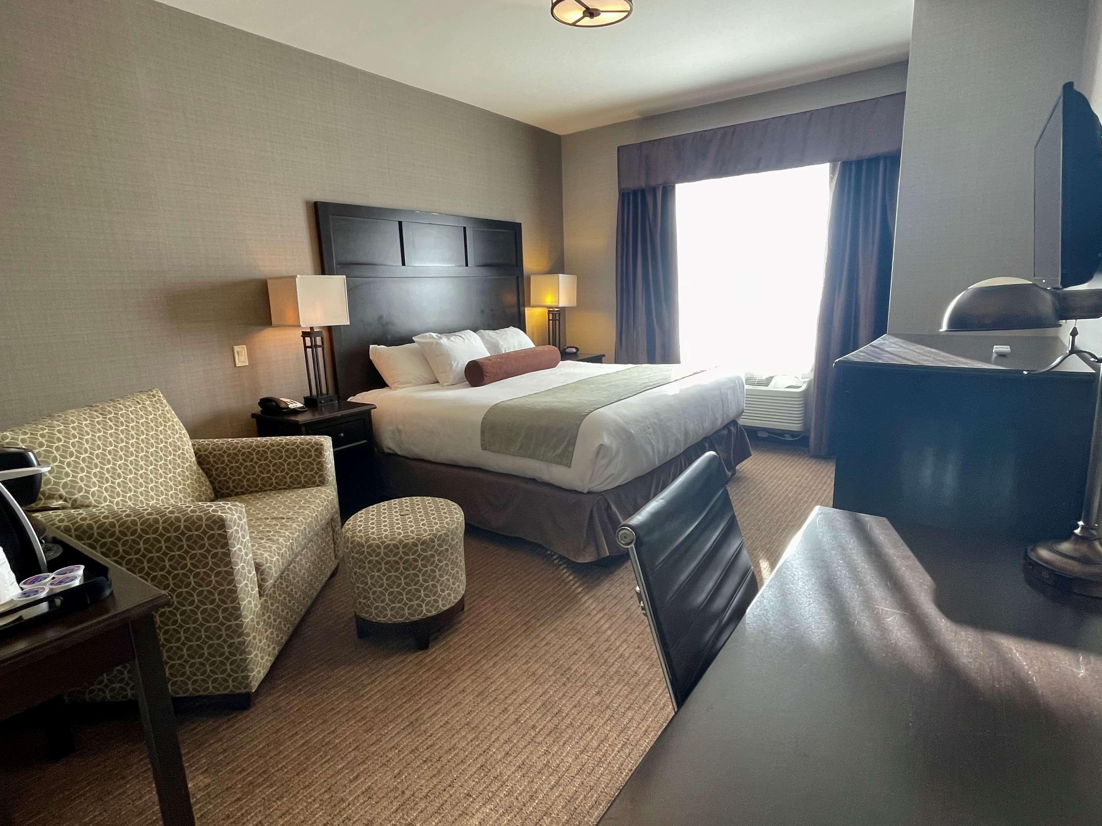 Best Western Plus Okotoks Inn & Suites Exteriér fotografie