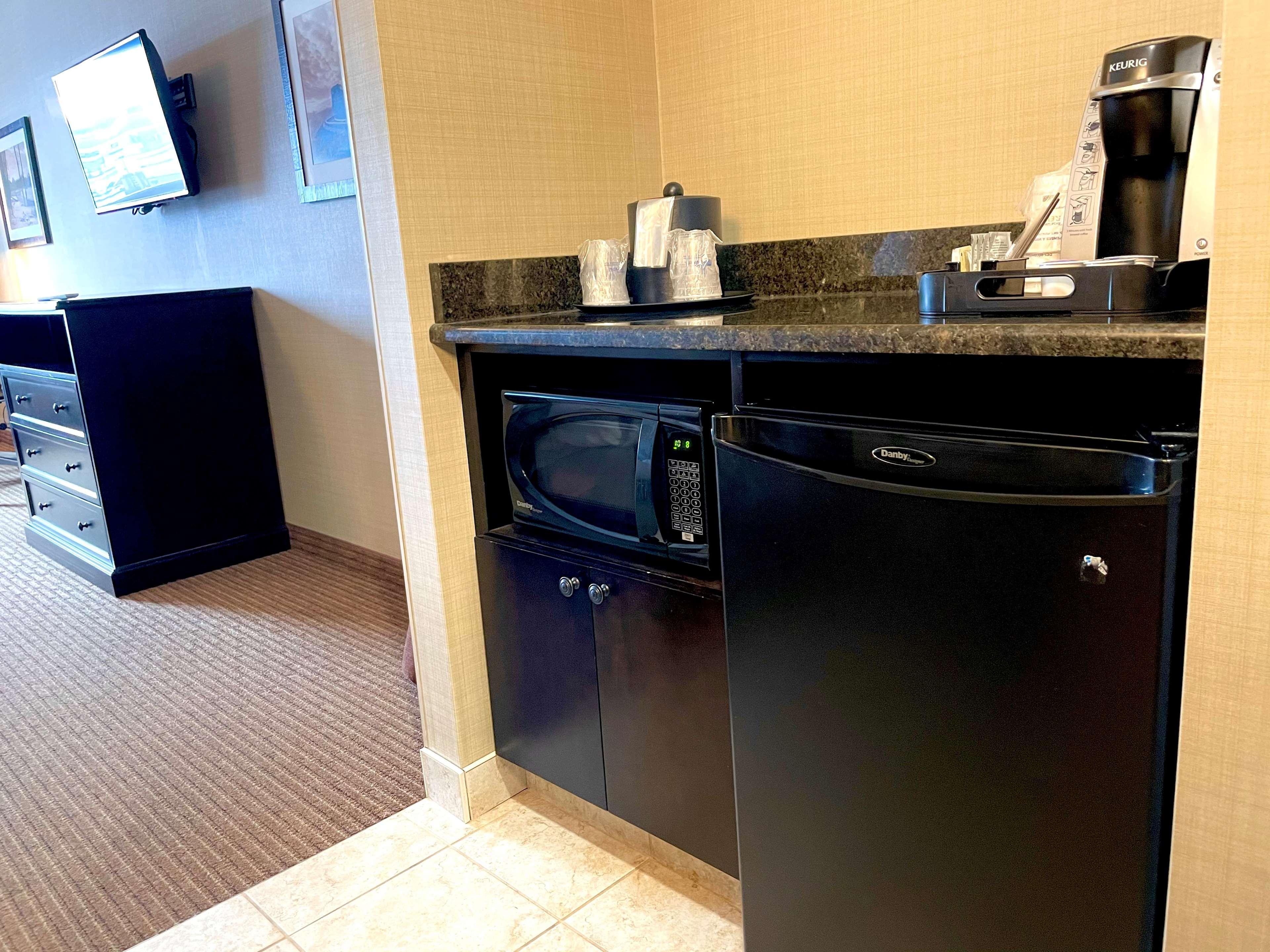 Best Western Plus Okotoks Inn & Suites Exteriér fotografie