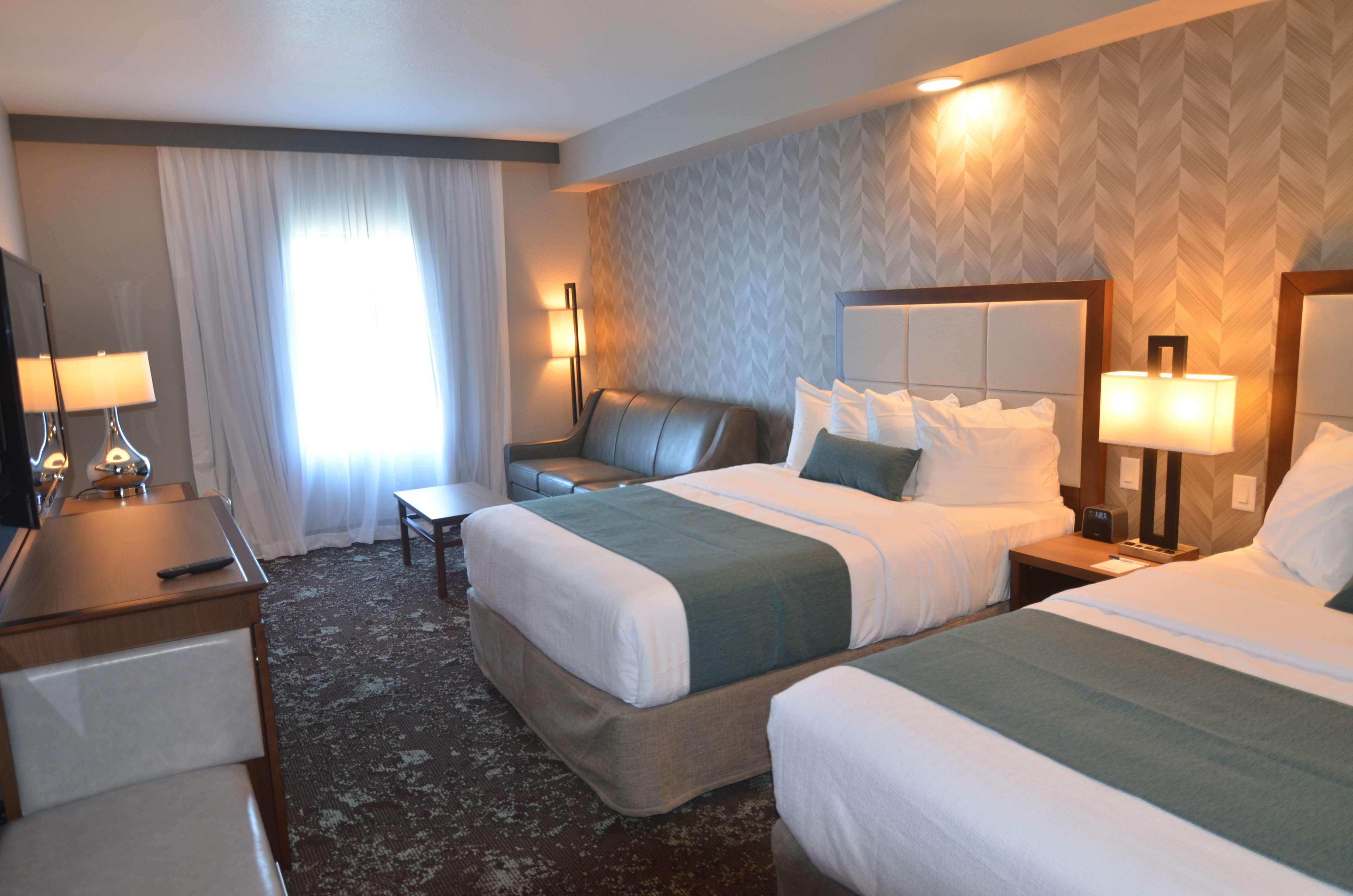 Best Western Plus Okotoks Inn & Suites Exteriér fotografie