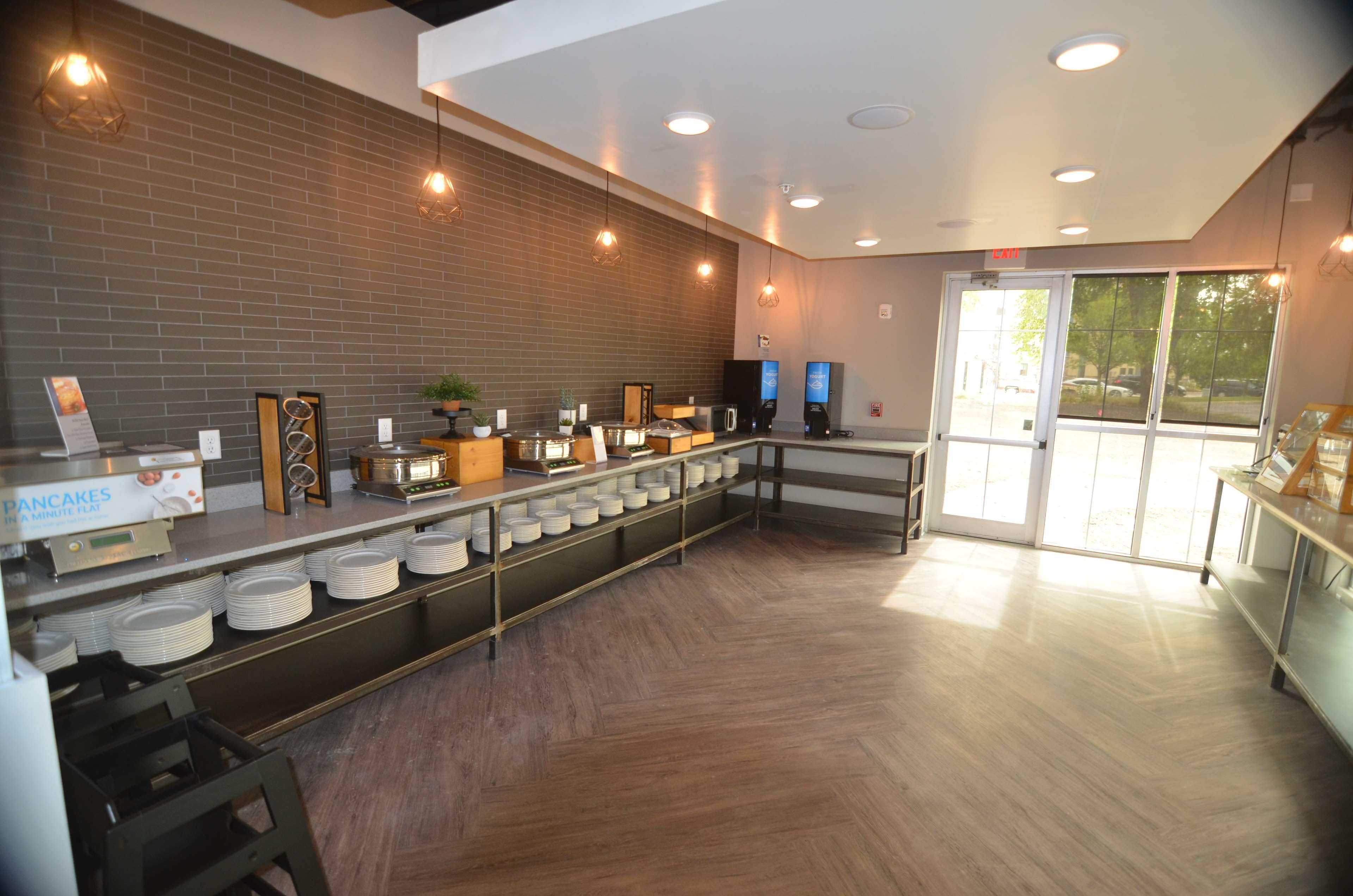Best Western Plus Okotoks Inn & Suites Exteriér fotografie