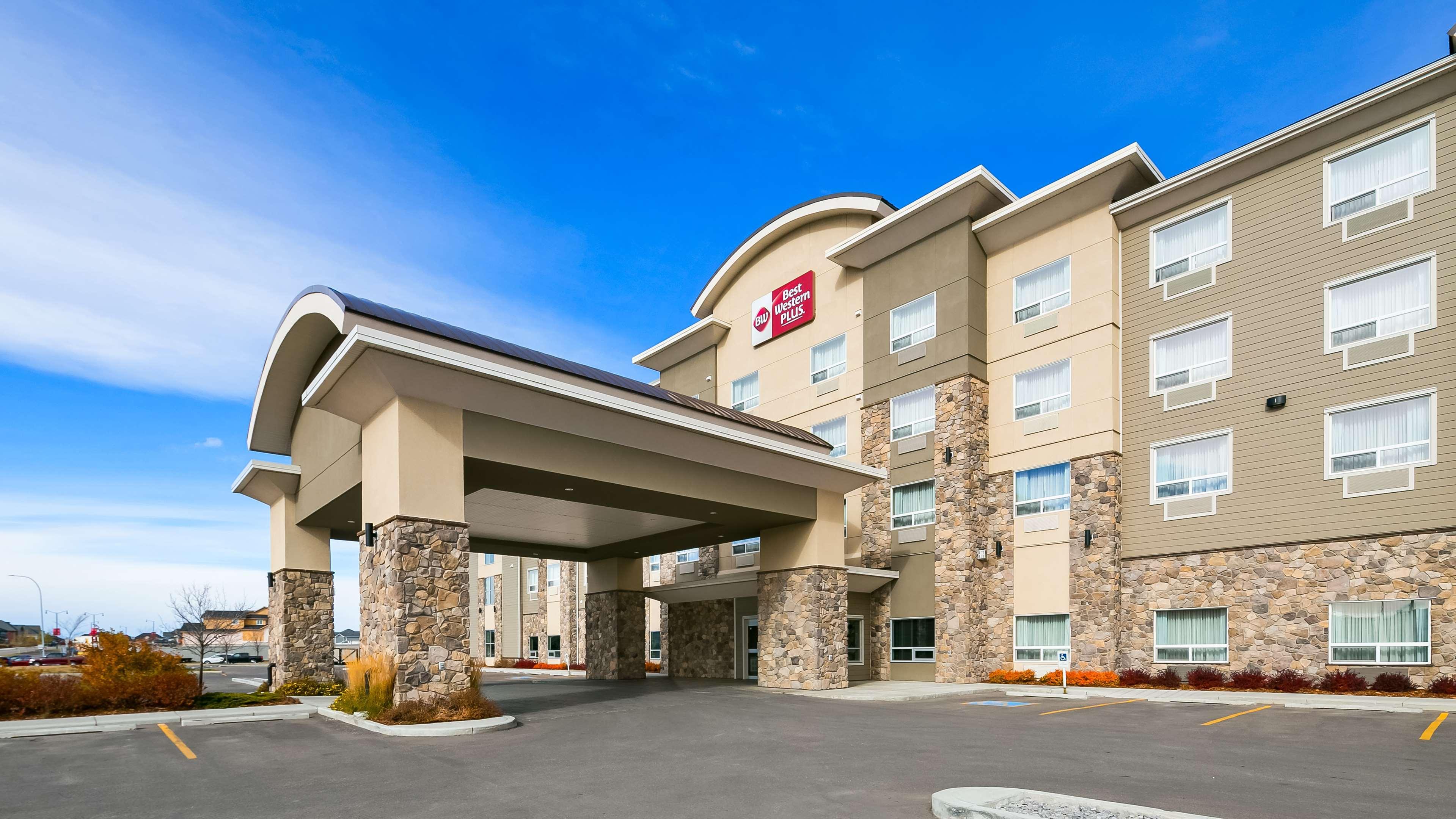 Best Western Plus Okotoks Inn & Suites Exteriér fotografie