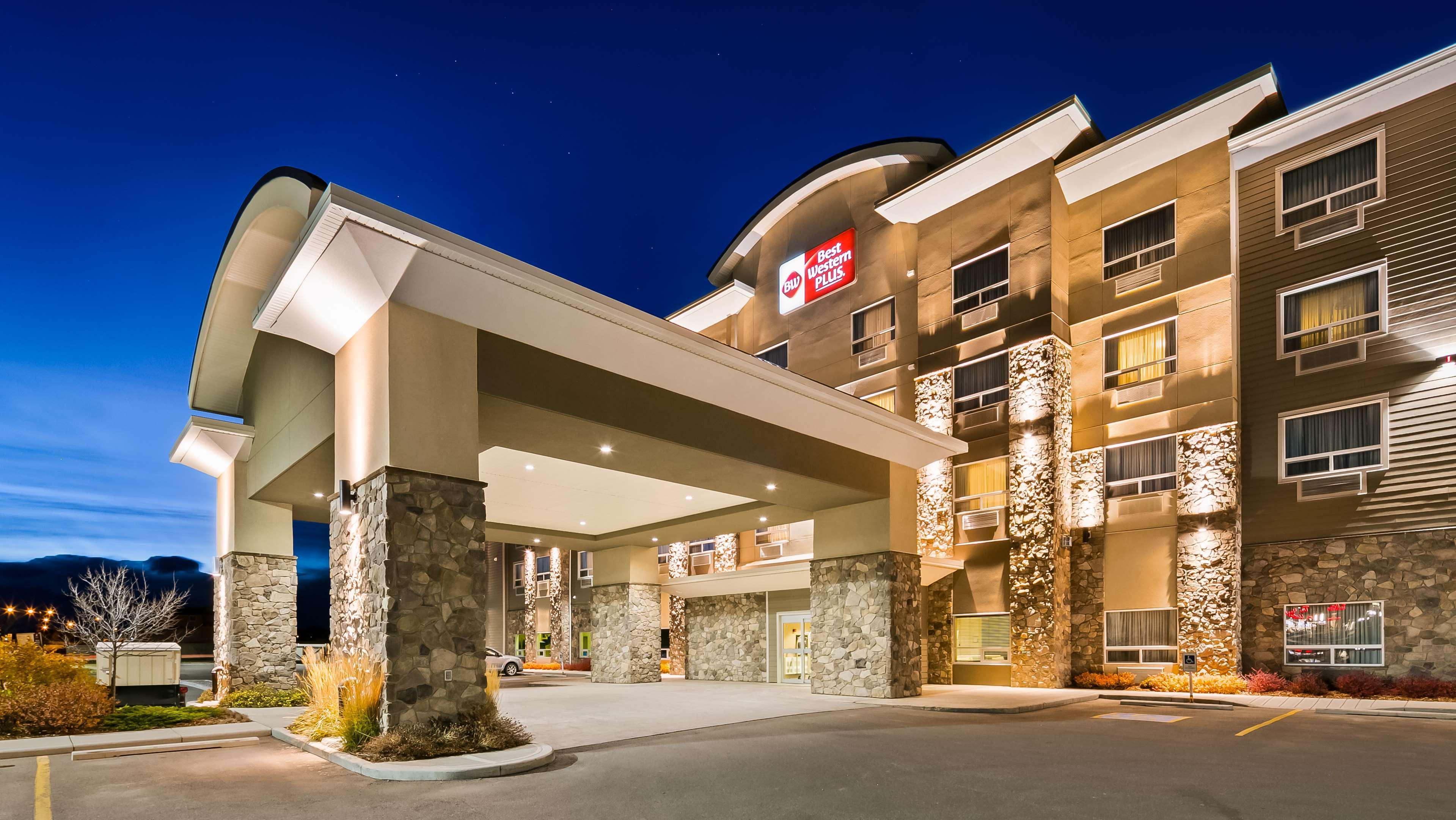 Best Western Plus Okotoks Inn & Suites Exteriér fotografie