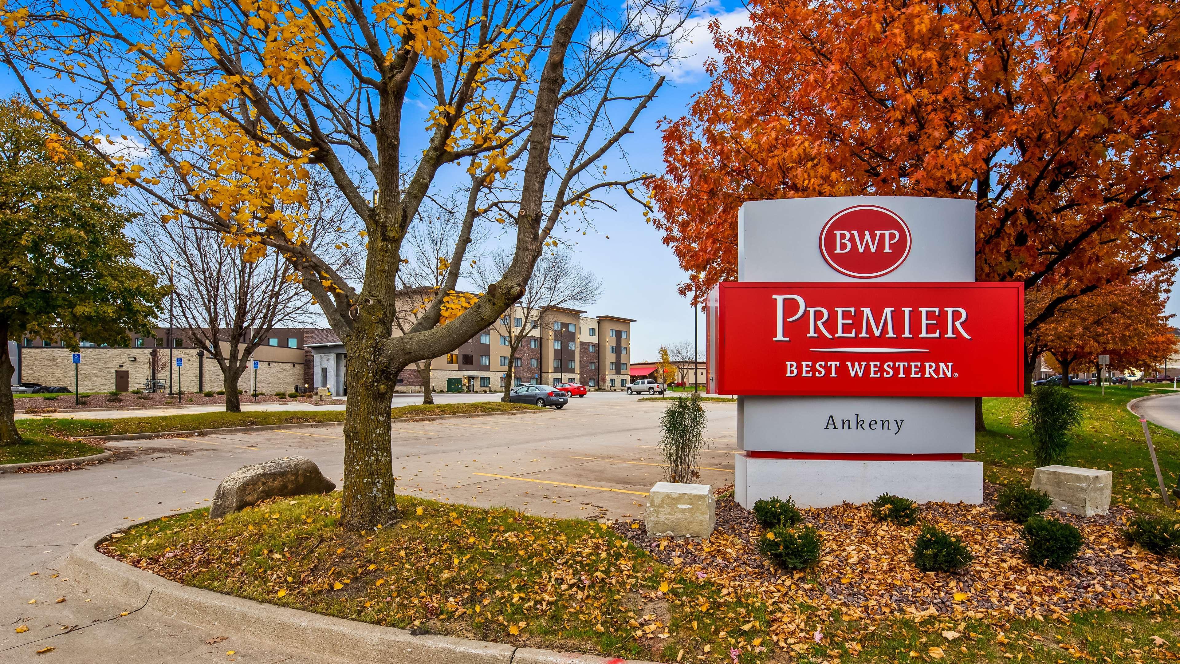 Best Western Plus Okotoks Inn & Suites Exteriér fotografie